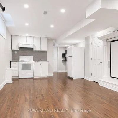 35,&nbsp;Kavanagh, Sharon, East Gwillimbury