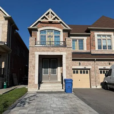345,&nbsp;Silk Twist, Holland Landing, East Gwillimbury