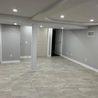 10,&nbsp;Testa, Queensville, East Gwillimbury