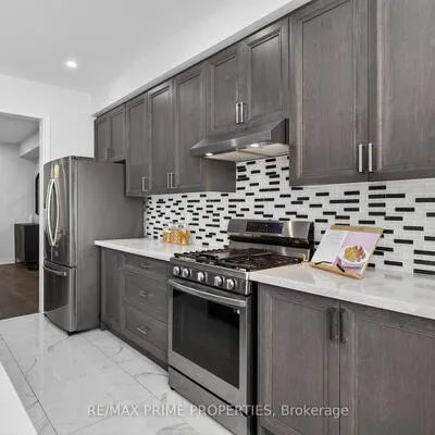 32, Frederick Taylor, Mt Albert, East Gwillimbury