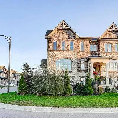 107, Beechborough, Sharon, East Gwillimbury