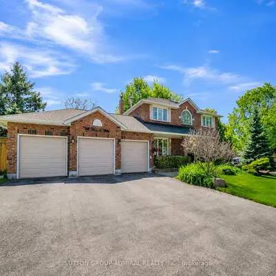 48,&nbsp;Maple, Sharon, East Gwillimbury