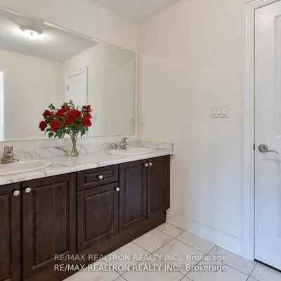 16,&nbsp;Prunella, Holland Landing, East Gwillimbury