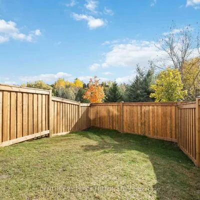 102,&nbsp;Lyall Stokes, Mt Albert, East Gwillimbury