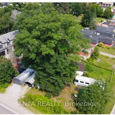 2,&nbsp;Oak, Holland Landing, East Gwillimbury