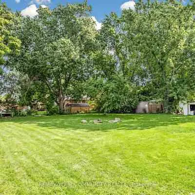 16,&nbsp;Ramsay, Holland Landing, East Gwillimbury
