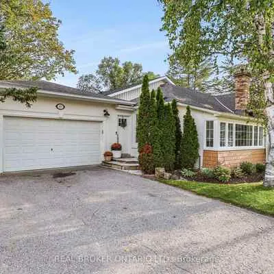 17,&nbsp;Mill, Mt Albert, East Gwillimbury