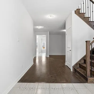 943, Larter, Alcona, Innisfil