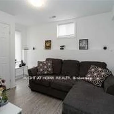 2255,&nbsp;Whitewood, Alcona, Innisfil