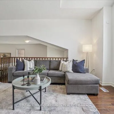 2172,&nbsp;Dawson, Alcona, Innisfil