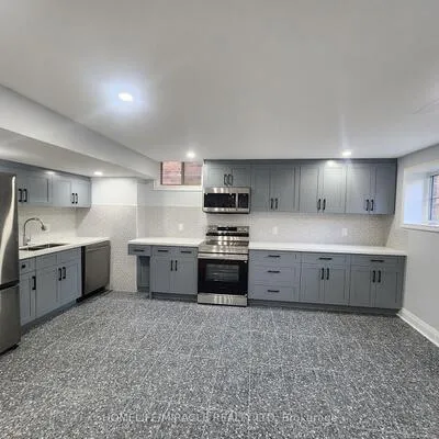 1607,&nbsp;Emberton, Alcona, Innisfil