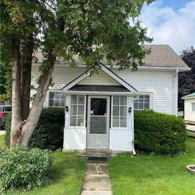 7870,&nbsp;Yonge, Stroud, Innisfil
