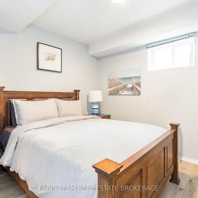 2032,&nbsp;Chantler, Stroud, Innisfil