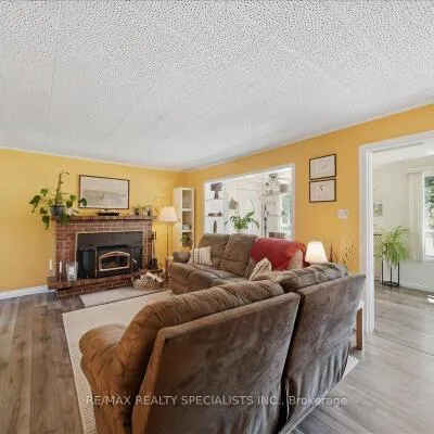 644,&nbsp;Rose, Alcona, Innisfil