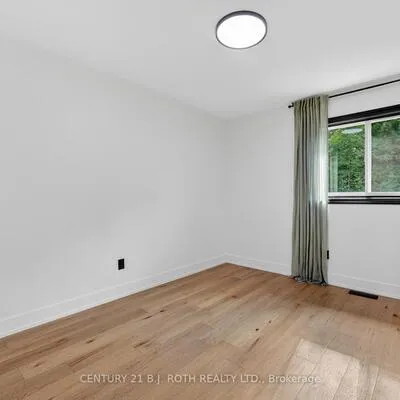 1077,&nbsp;CORRIE, Alcona, Innisfil