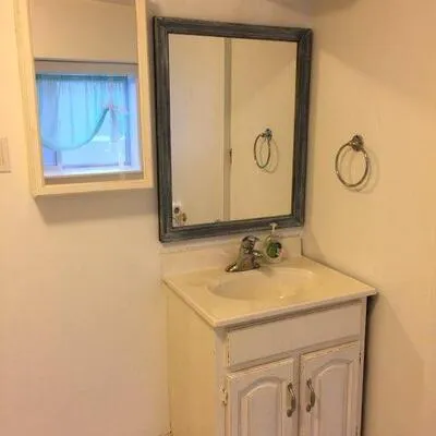 250, Main, Schomberg, King