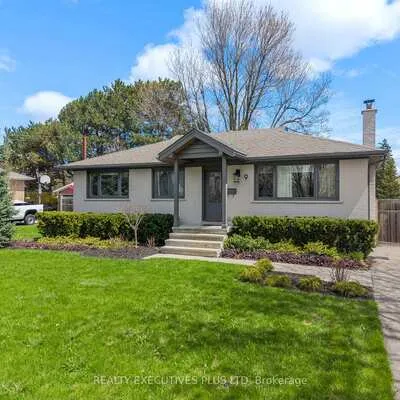9,&nbsp;Hazelbury, Nobleton, King