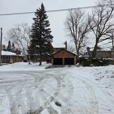 61,&nbsp;Fisher, King City, King