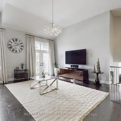 10, Sim Hill, King City, King