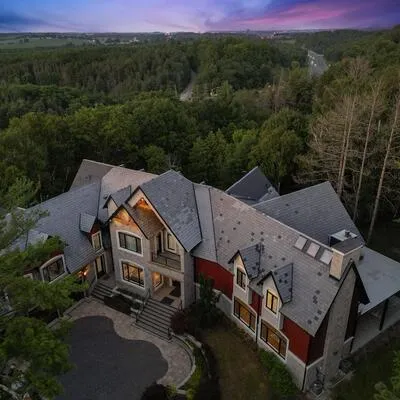 15,&nbsp;Glenview Heights, Rural King, King