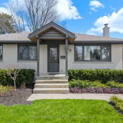 9,&nbsp;Hazelbury, Nobleton, King