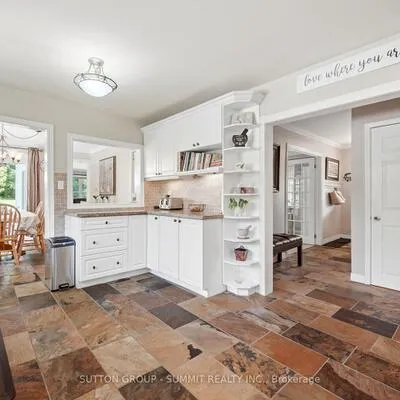 2320,&nbsp;LLOYDTOWN-AURORA, Rural King, King