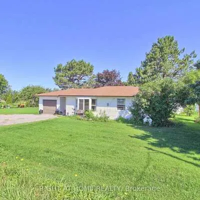 1384,&nbsp;Graham, Rural King, King