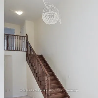 118, Livante, Victoria Square, Markham