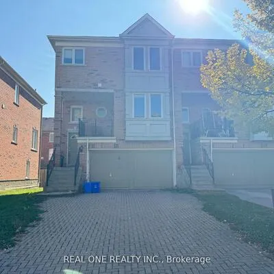 169, Leitchcroft, Commerce Valley, Markham