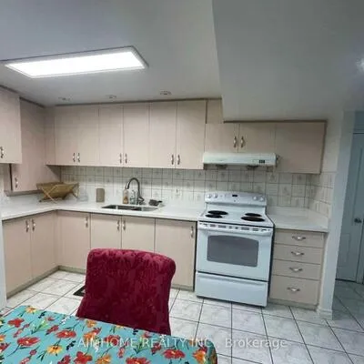 56,&nbsp;Quantum, Middlefield, Markham