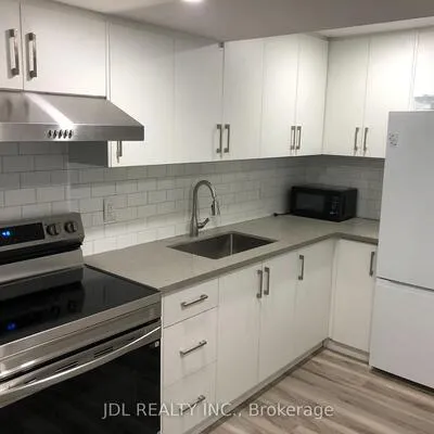 30, Lavron, Middlefield, Markham