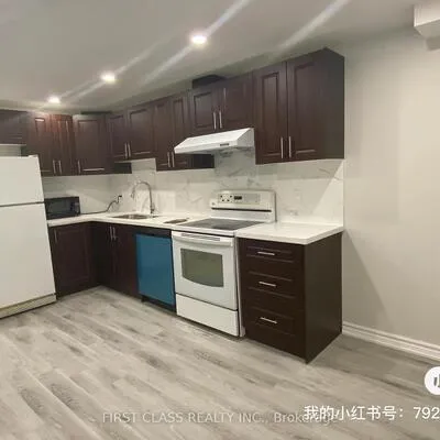 9, Upton, Milliken Mills West, Markham