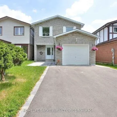 19, Fraser, Aileen-Willowbrook, Markham