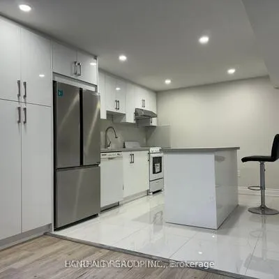 Lower 2, Barker, Sherwood-Amberglen, Markham