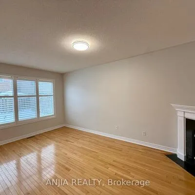 17,&nbsp;Ambercroft, Greensborough, Markham