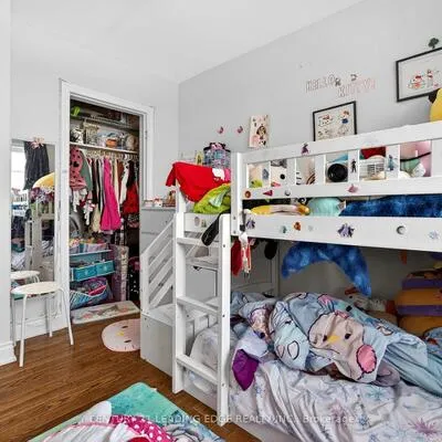 24,&nbsp;Lincoln Green, Bullock, Markham