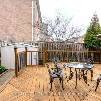 48,&nbsp;Cartmel, Milliken Mills East, Markham