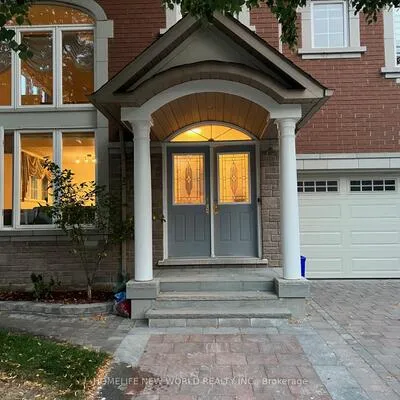 41,&nbsp;Majestic, Berczy, Markham