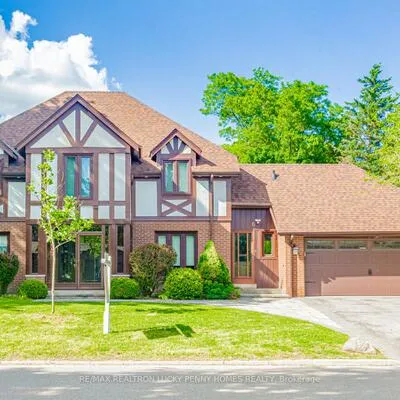 6,&nbsp;Village Squire, Royal Orchard, Markham
