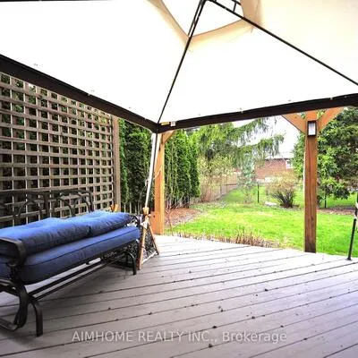 38,&nbsp;Sir Brandiles, Markham Village, Markham