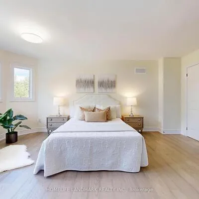 27,&nbsp;Penny, Markham Village, Markham