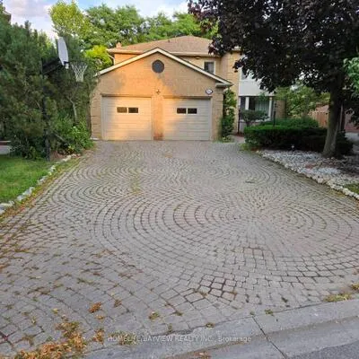 64,&nbsp;Brookshire, Thornlea, Markham