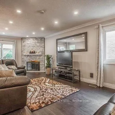414,&nbsp;Manhattan, Markville, Markham