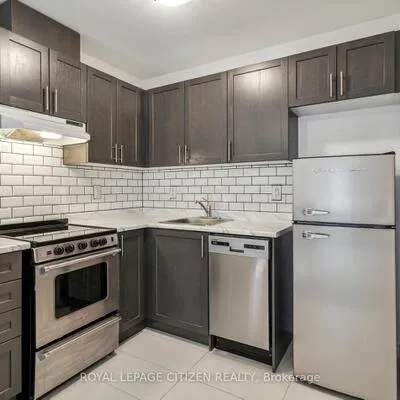 526,&nbsp;White's Hill, Cornell, Markham