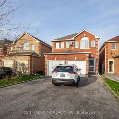 72,&nbsp;Stella, Middlefield, Markham