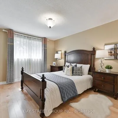 28,&nbsp;Delhi, Unionville, Markham