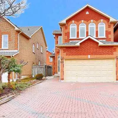 102,&nbsp;Greensboro, Milliken Mills West, Markham