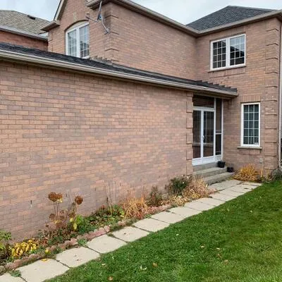 147,&nbsp;Cairncross, Milliken Mills East, Markham