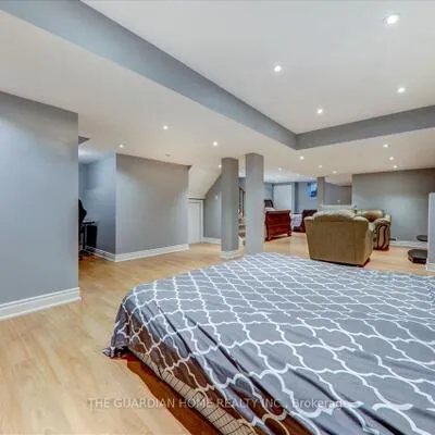 6931,&nbsp;14th, Box Grove, Markham
