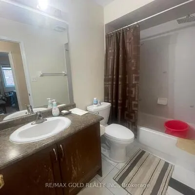 20,&nbsp;Kincaid, Middlefield, Markham